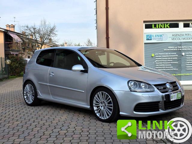 VOLKSWAGEN Golf 3.2 VR6 4mot. 3p. DSG R32