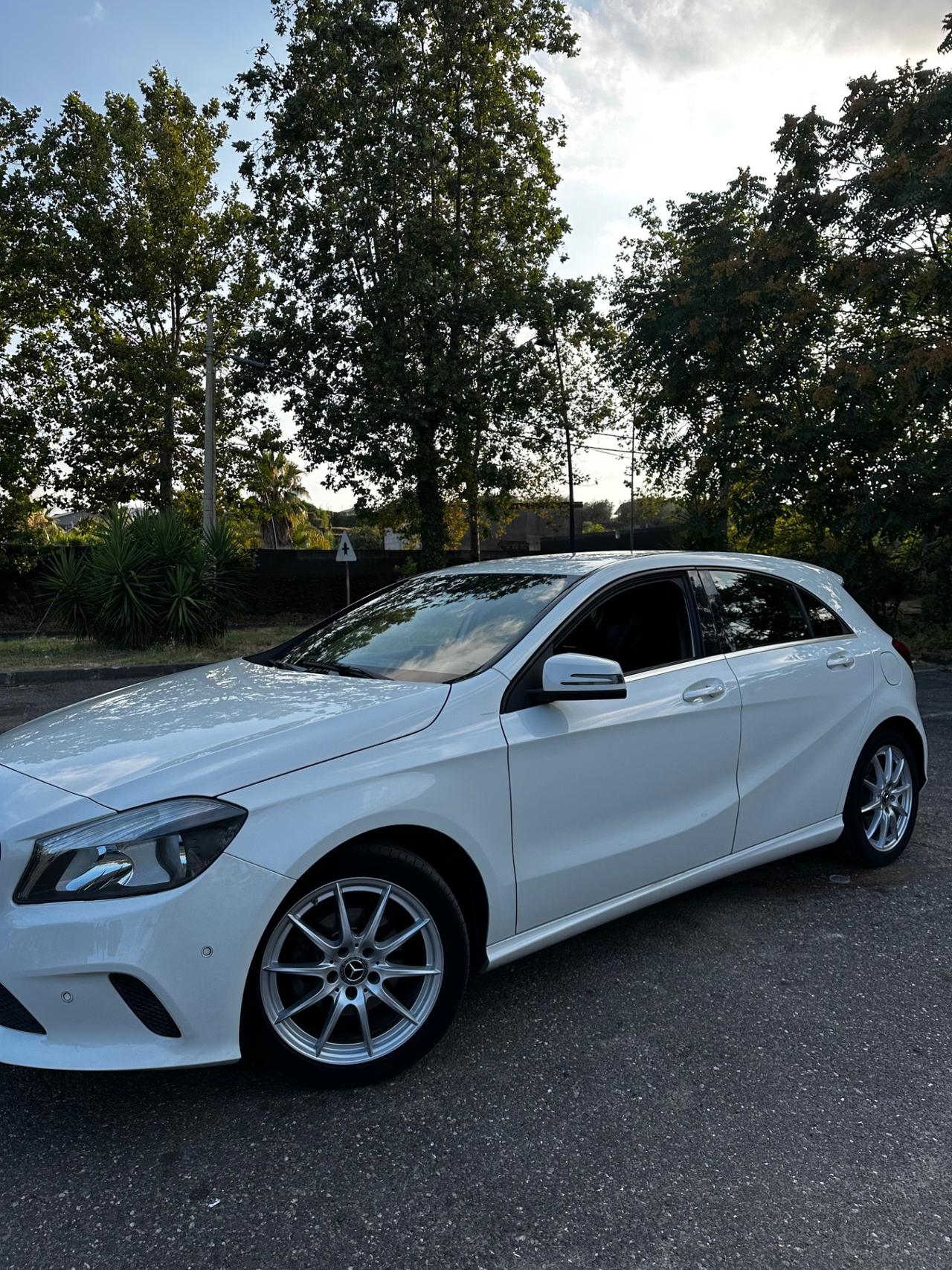 Mercedes-benz A 180 d Business