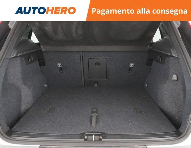 VOLVO XC40 B3 automatico Core