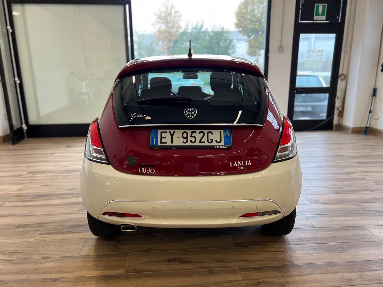 Lancia Ypsilon 1.2 69 CV 5 porte GPL Ecochic 30th Anniversary