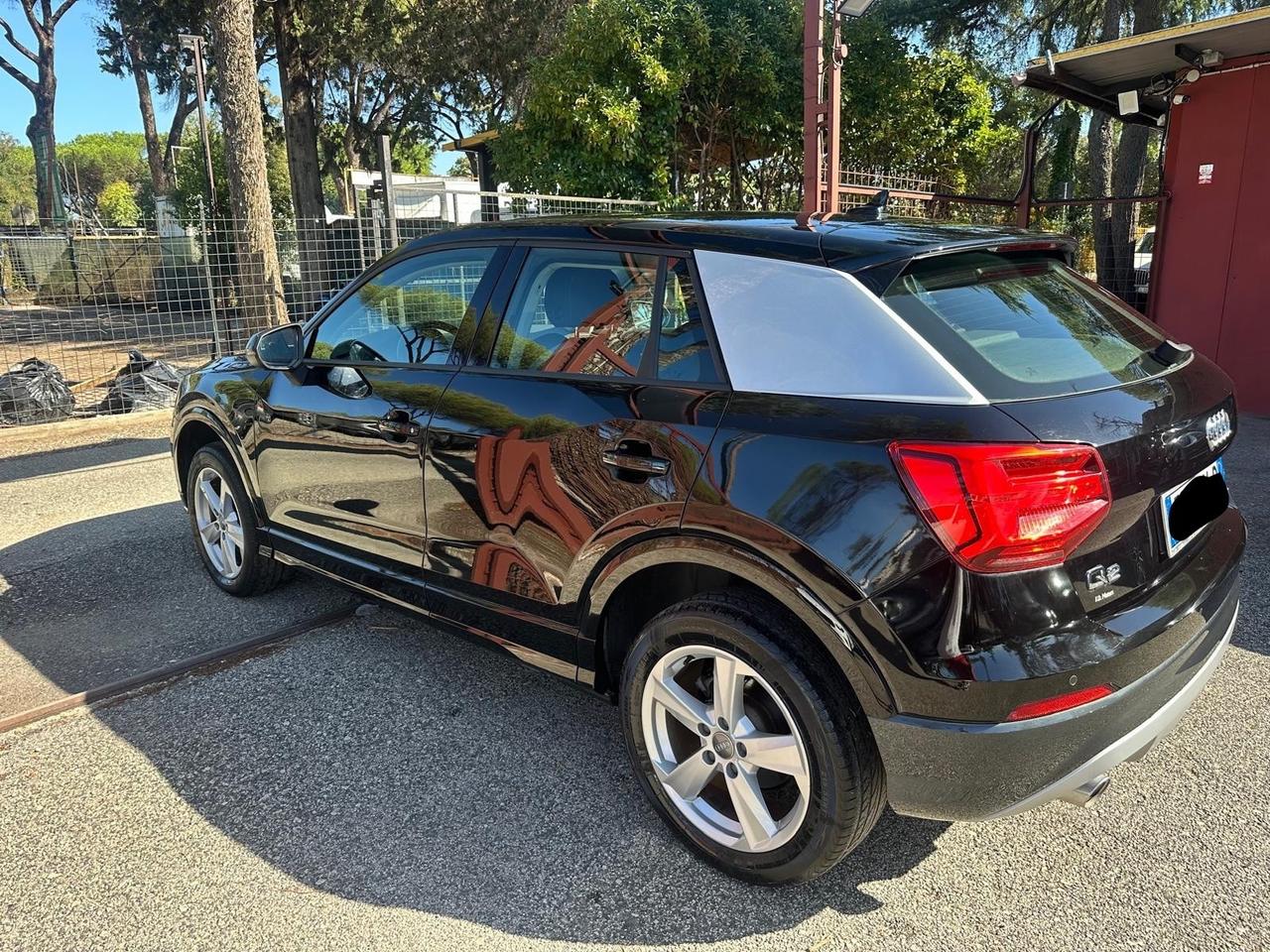 Audi Q2 30 TDI Admired fari led *promo*
