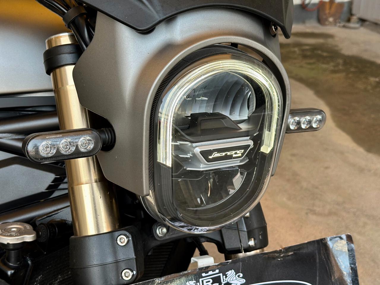 Benelli Leoncino 800 Trail