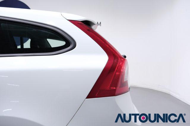 VOLVO V60 D2 1.6 D MOMENTUM NEOPATENTATI