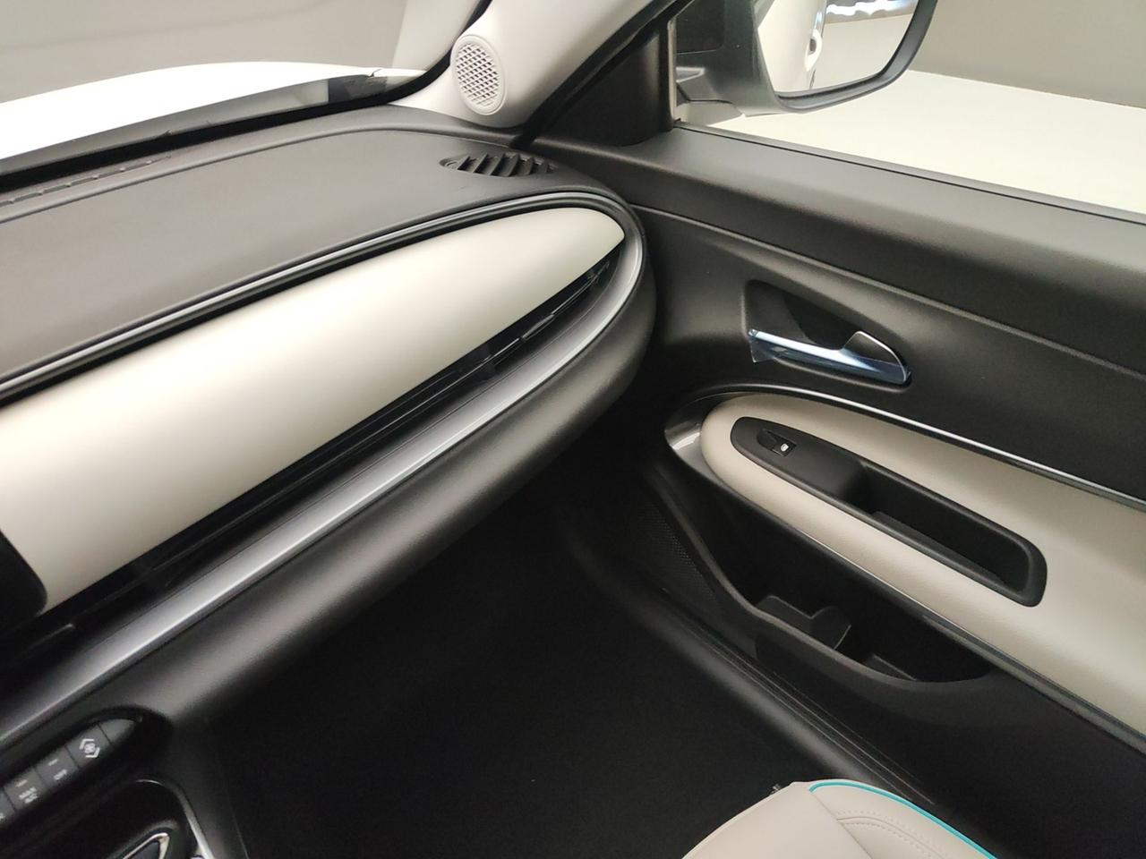 FIAT 600 IV 2023 1.2 MHEV 110CV DCT LA PRIMA