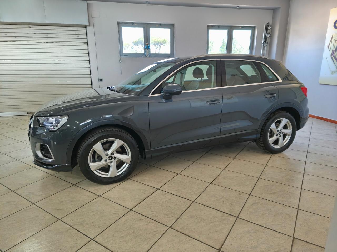 Audi Q3 35 TDI S tronic Business Advanced