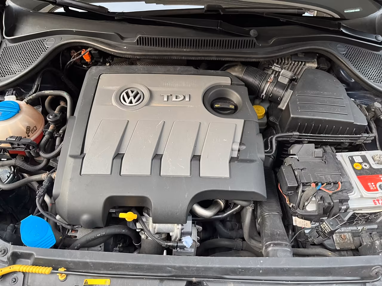 Volkswagen Polo 1.6 TDI - AUTOMATICA - 2013