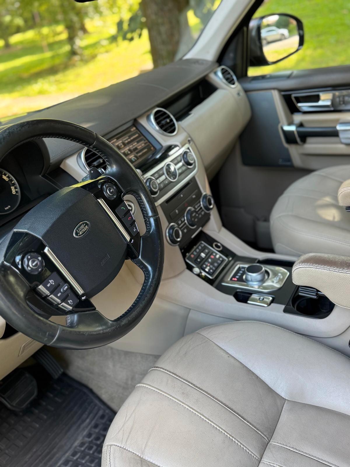 Land Rover Discovery 4 3.0 TDV6 211CV Base