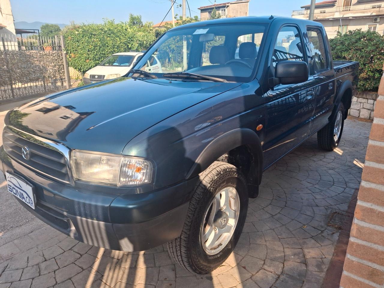 Mazda B 2500 2.5 TD/110CV Double-Cab SDX Pik up 4x4 5 posti