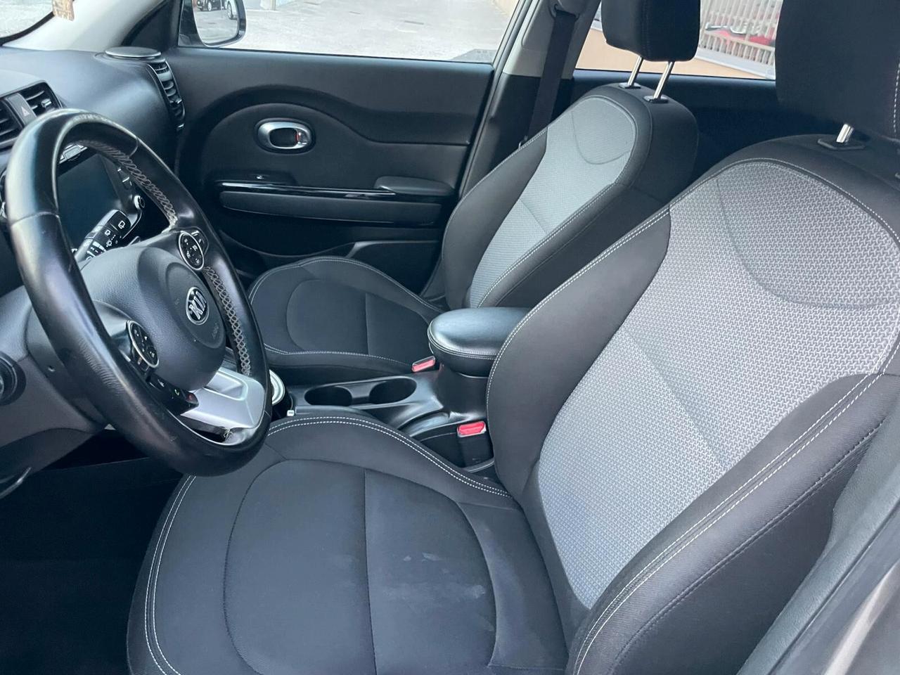 Kia Soul LIMITED AUTOMAICA