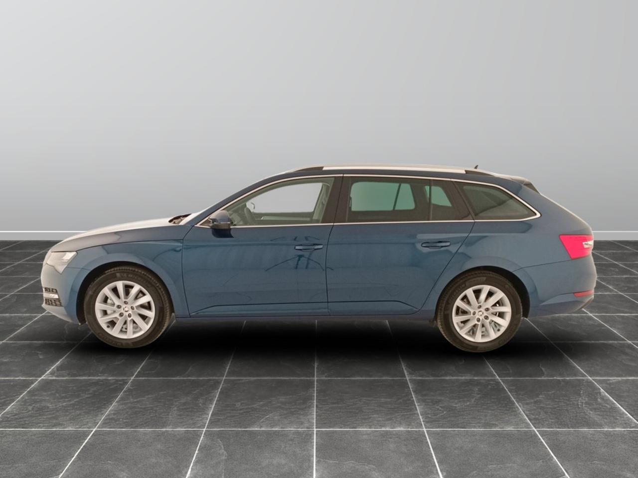Skoda Superb wagon 2.0 tdi evo scr 150cv executive dsg