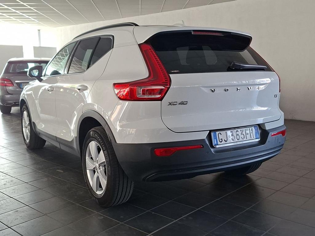 Volvo XC40 1.5 T3 Momentum Core Geartronic