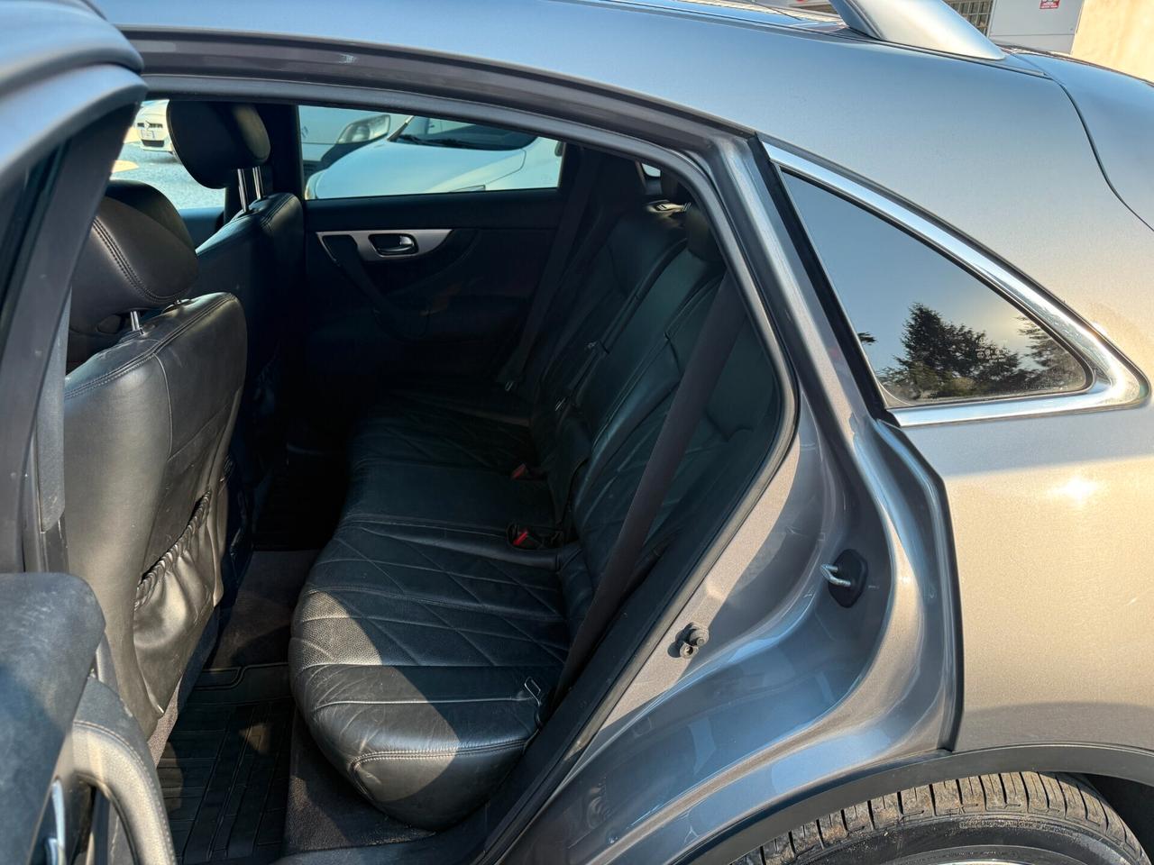 Infiniti FX FX37 S 320CV GPL