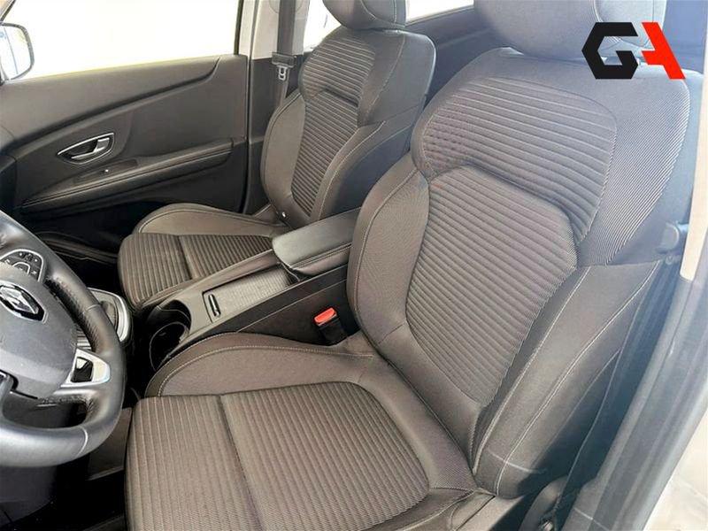 Renault Scénic Blue dCi 120 CV Business n1autocarro