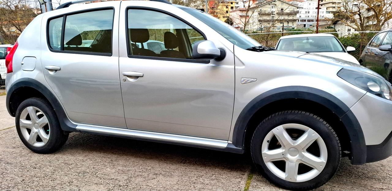 Dacia Sandero Stepway 1.5 dCi 90CV