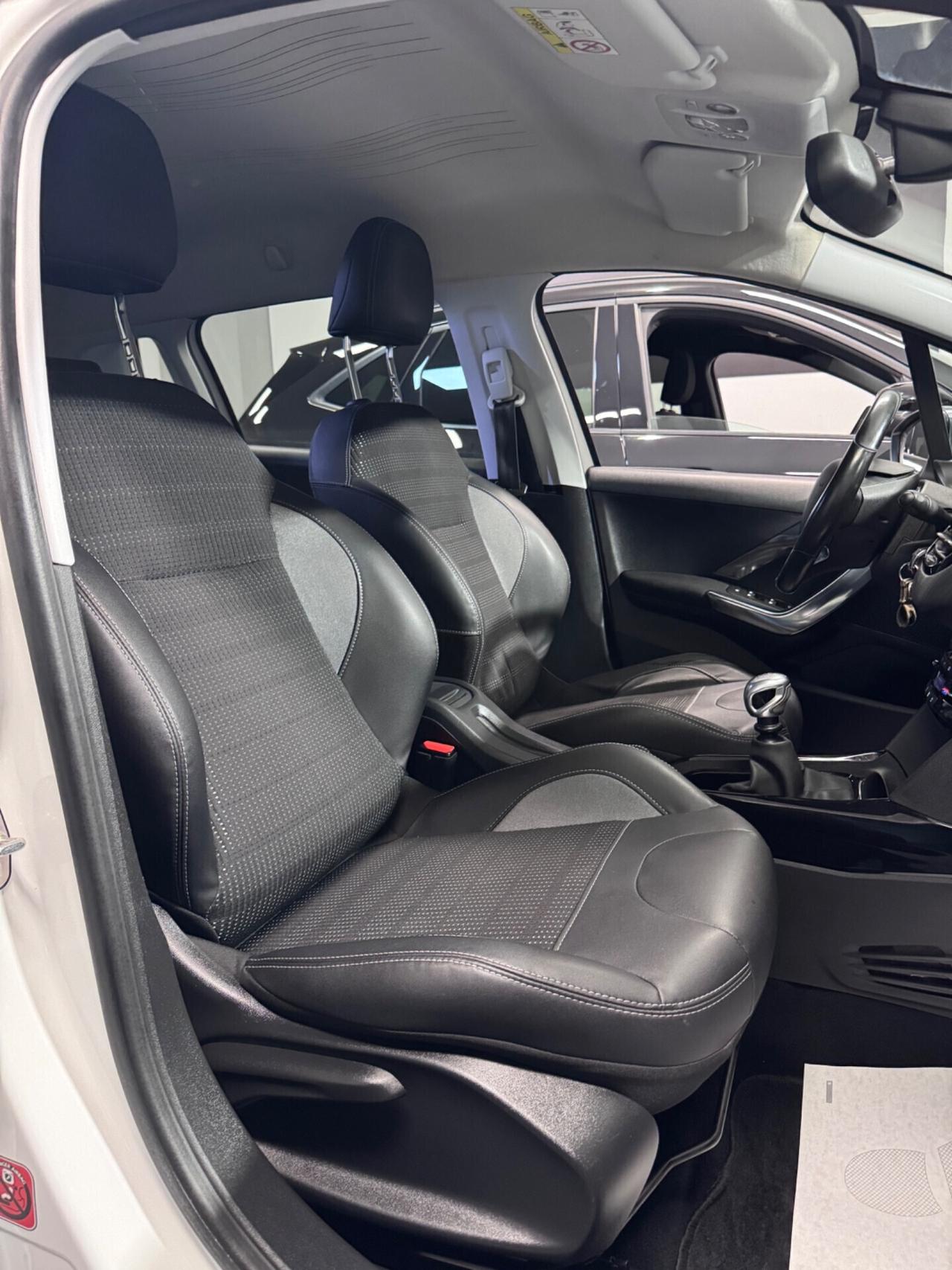 Peugeot 2008 1.6 BlueHDi 120 S&S Allure