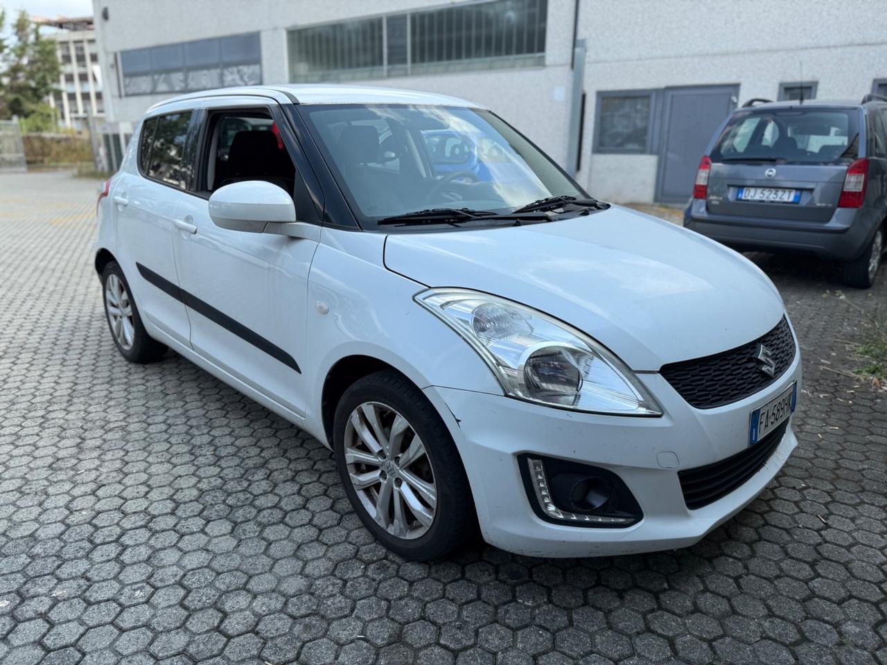 Suzuki Swift 1.2 VVT 5 porte Sport