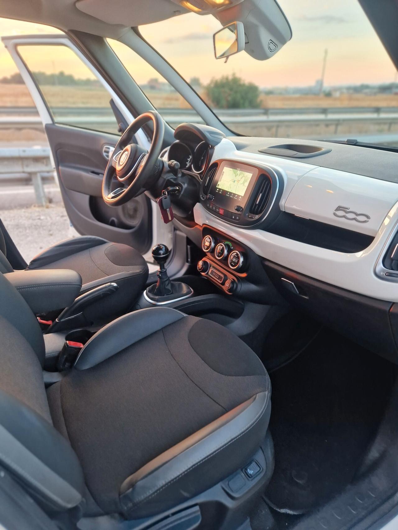 Fiat 500L 1.6 Multijet 120 CV Mirror City Cross