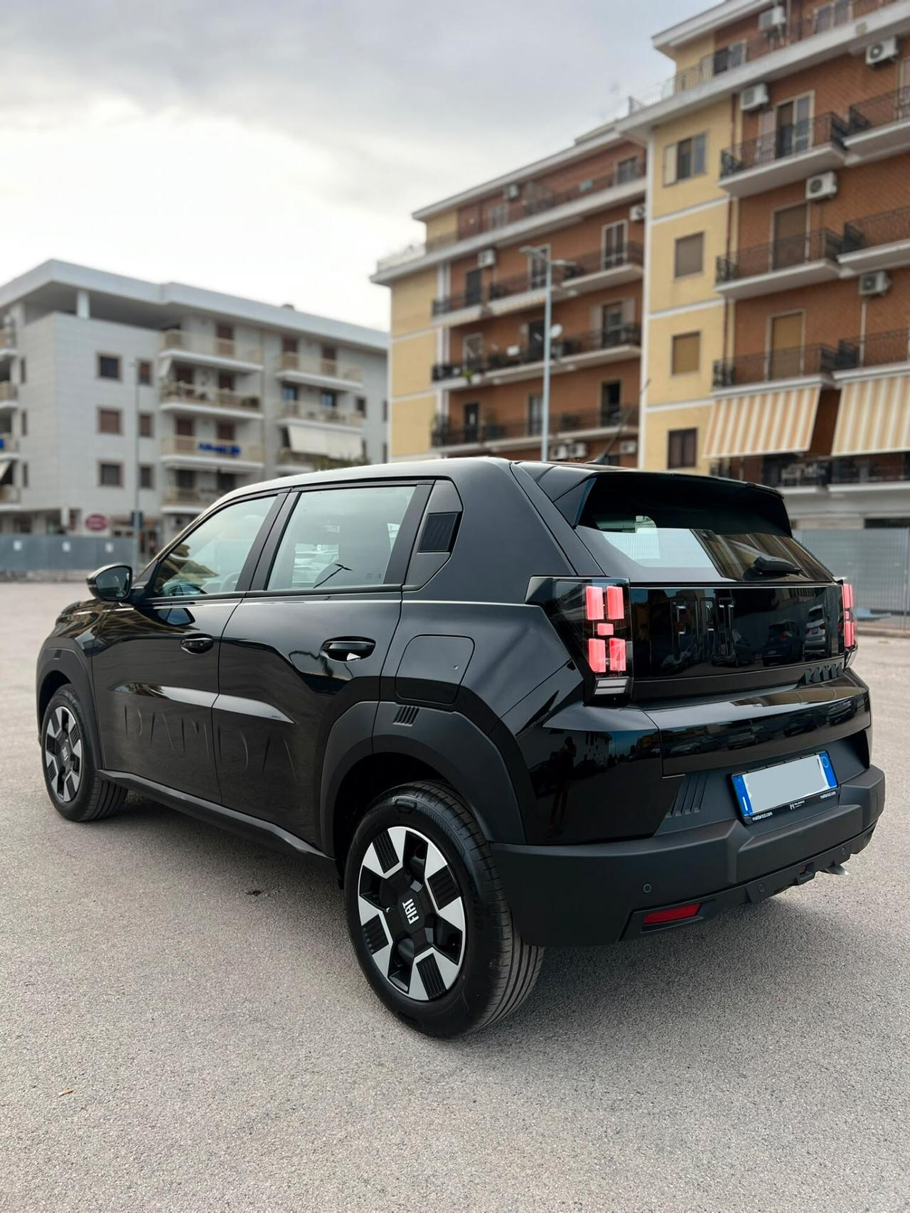 Fiat Grande Panda 1.2 Hybrid 101 CV S&S Business
