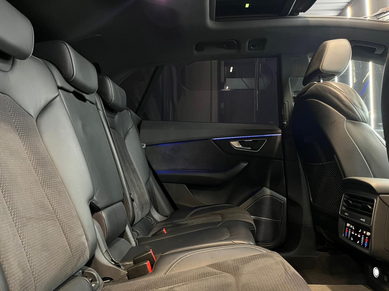 Audi Q8 50 TDI 286CV ALLES. SQ8 TETTO IVA DEDUCIBILE