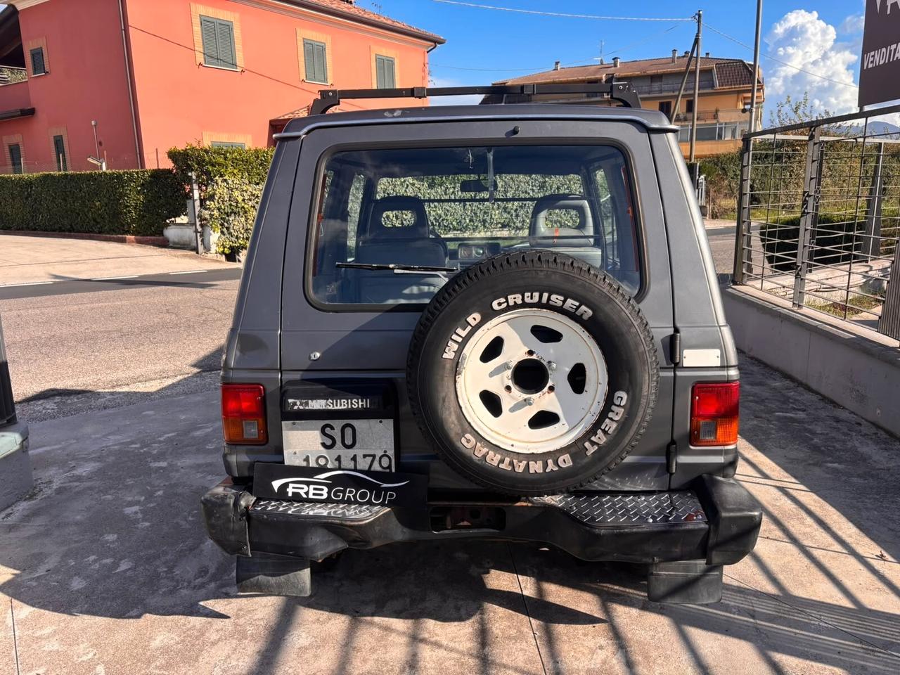Mitsubishi Pajero 2.5 TD Metal-top