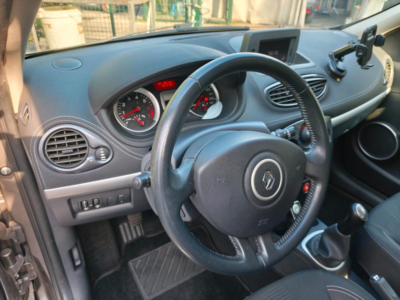 Renault Clio 1.2 75CV 5 porte – Solo 89.000 km – OK NEOPATENTATI