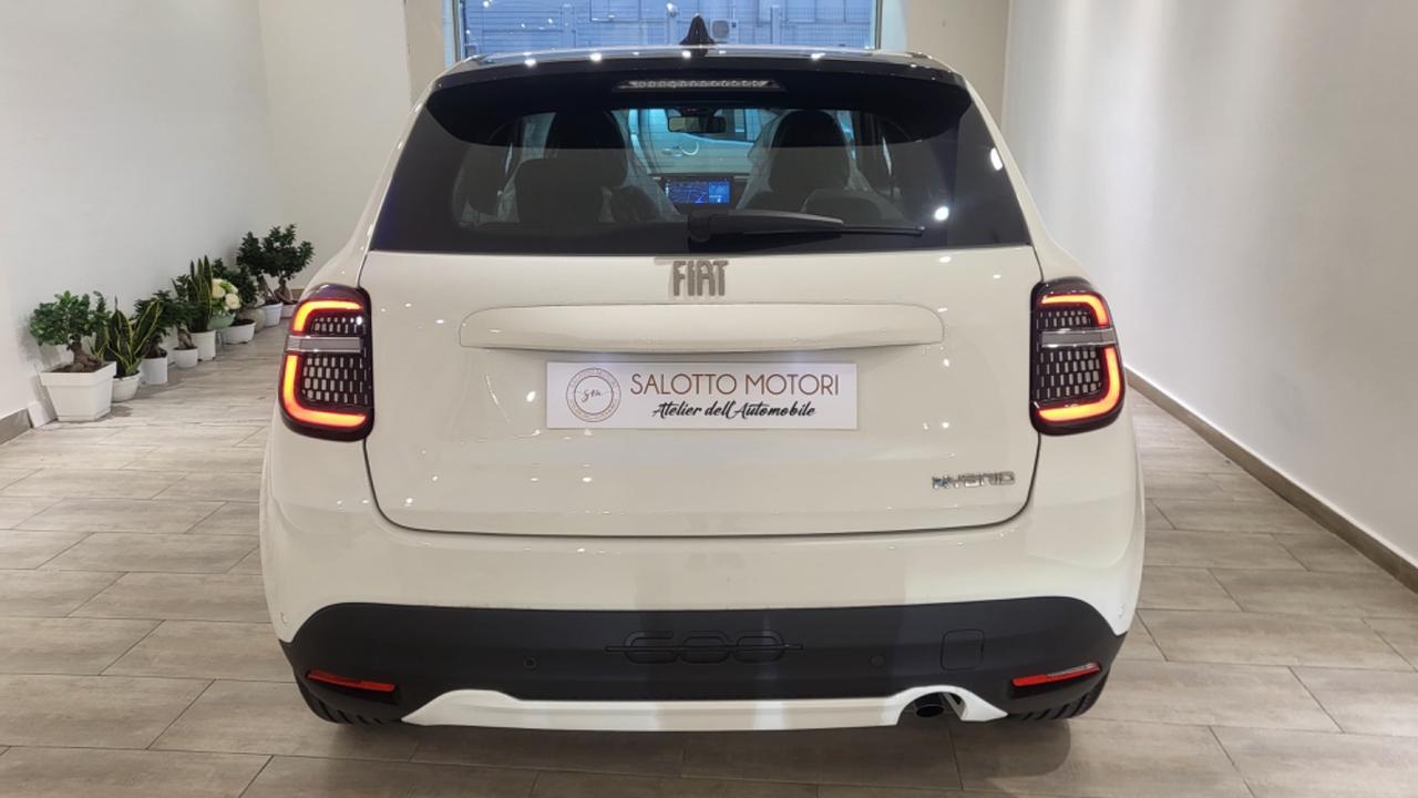 Fiat 600 Hybrid DCT MHEV