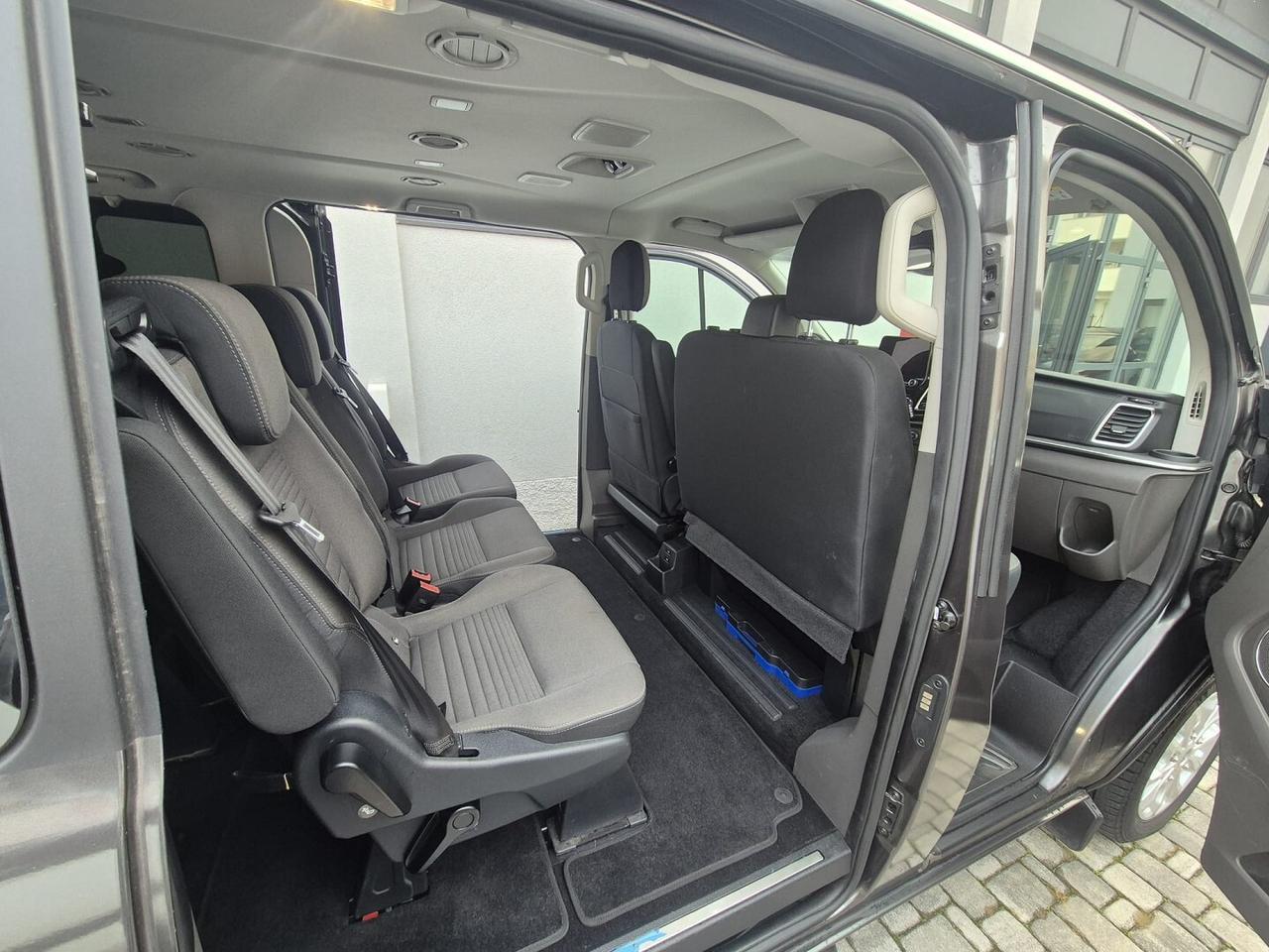 Ford Tourneo Custom 320 2.0 EcoBlue 185CV aut. PC