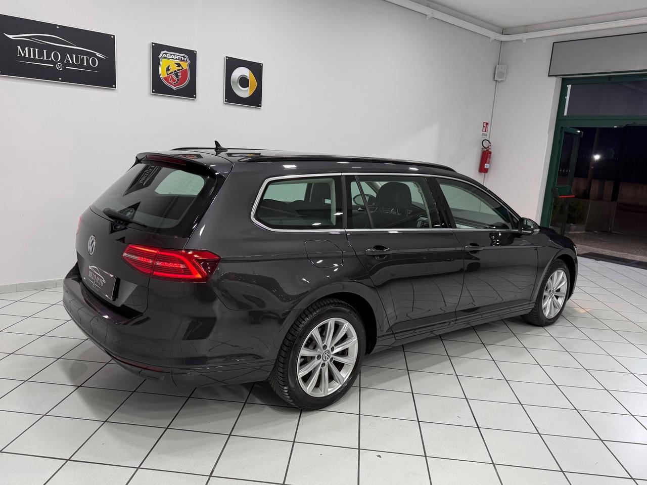 Volkswagen Passat 2.0 TDI DSG Business BlueMotion Technology