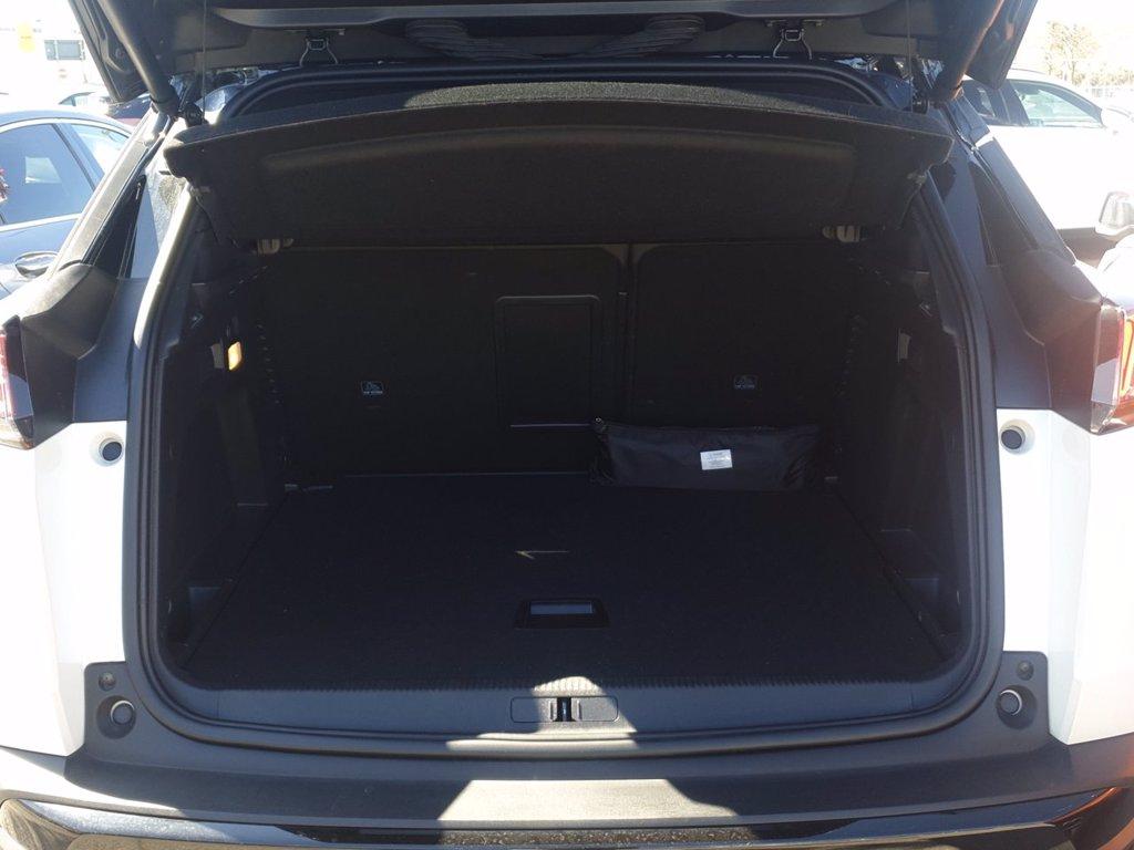 PEUGEOT 3008 1.5 bluehdi gt s&s 130cv eat8 del 2024