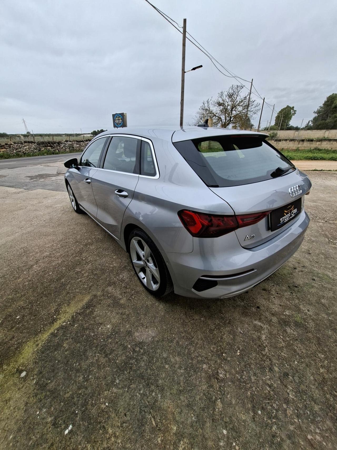 Audi A3 SPB 35 TDI S tronic line edition FULL OPTIONAL