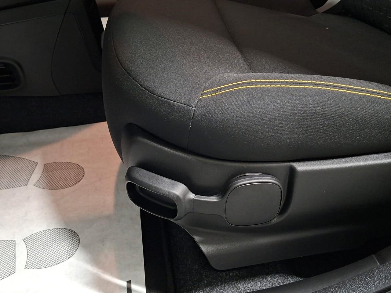 Fiat Panda 1.0 FireFly Hybrid Pandina Cross Km.0