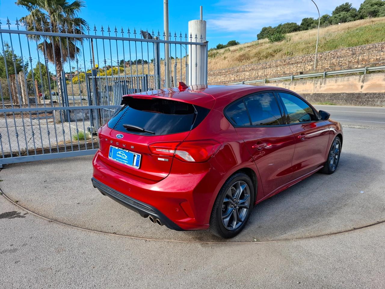 Ford focus 1.0 hybrid 125cv cv St-line 2021