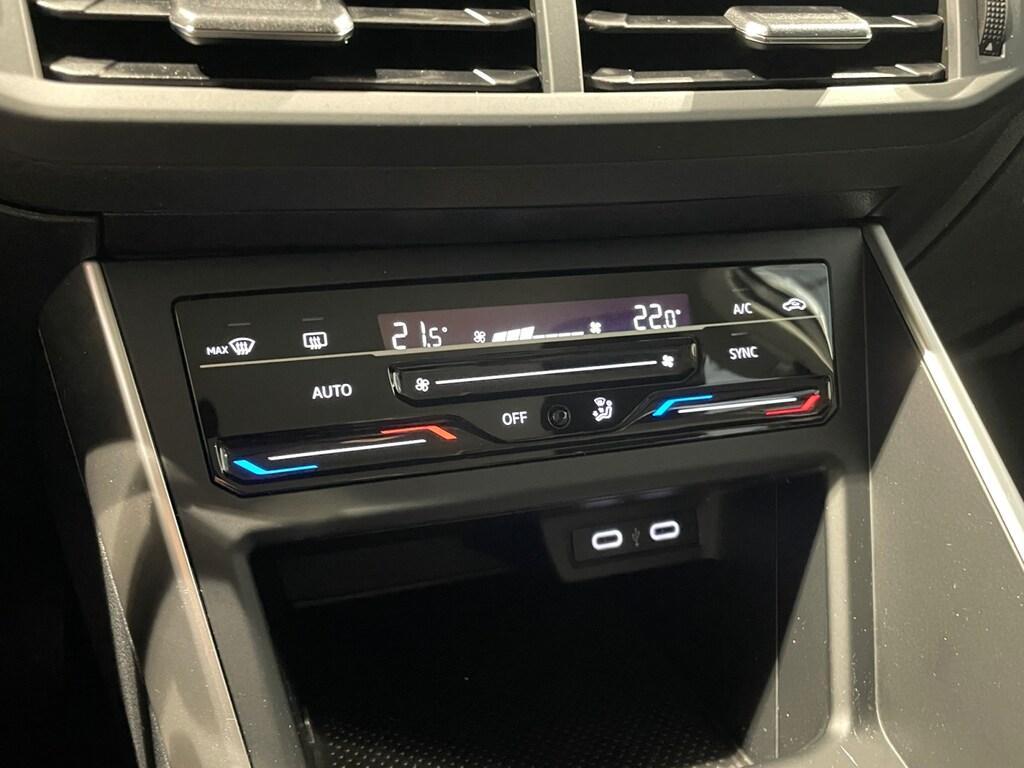 Volkswagen Polo VI 2022 1.0 TSI 95CV Life