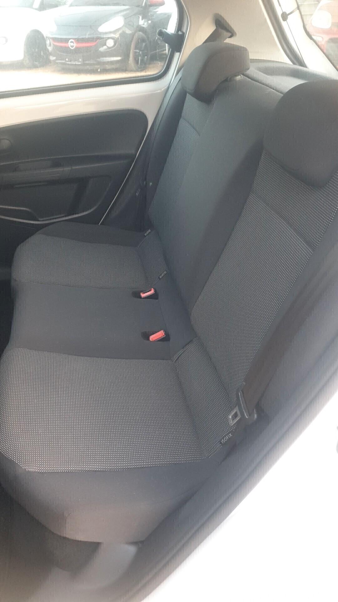 Volkswagen up! Up 2017