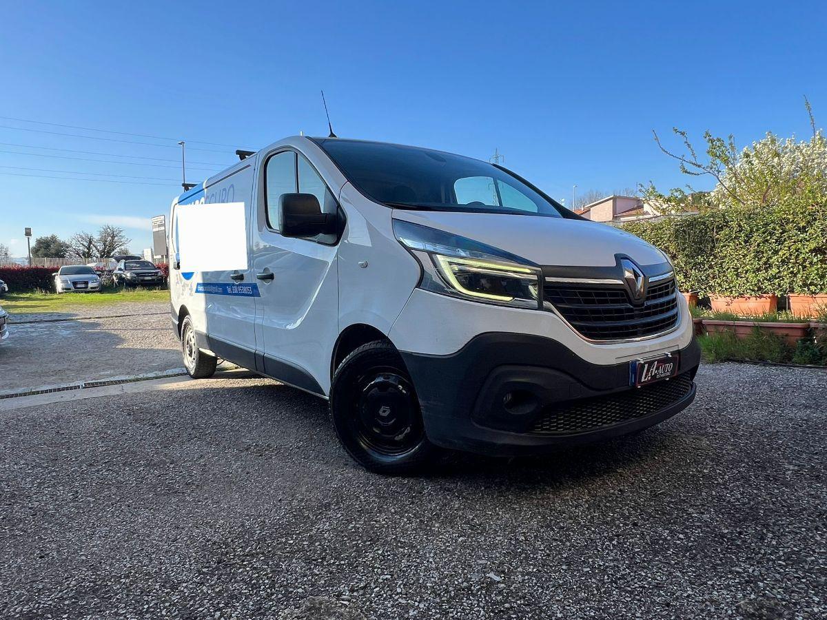 RENAULT trafic T29 2.0 dci 120cv L2H1 Plus
