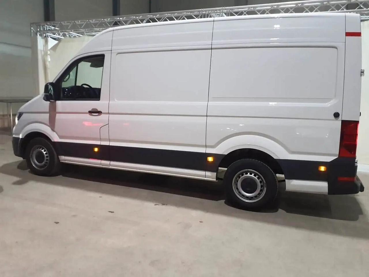 Volkswagen Crafter 35q. 2.0 TDI 140CV. _ LANG
