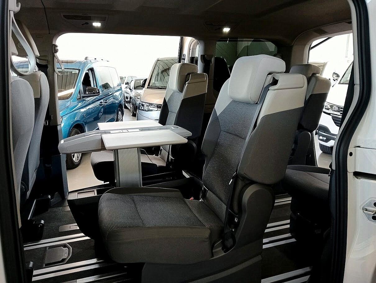 Volkswagen T7 Multivan 2.0 TDI 150cv DSG * PRONTA CONSEGNA *