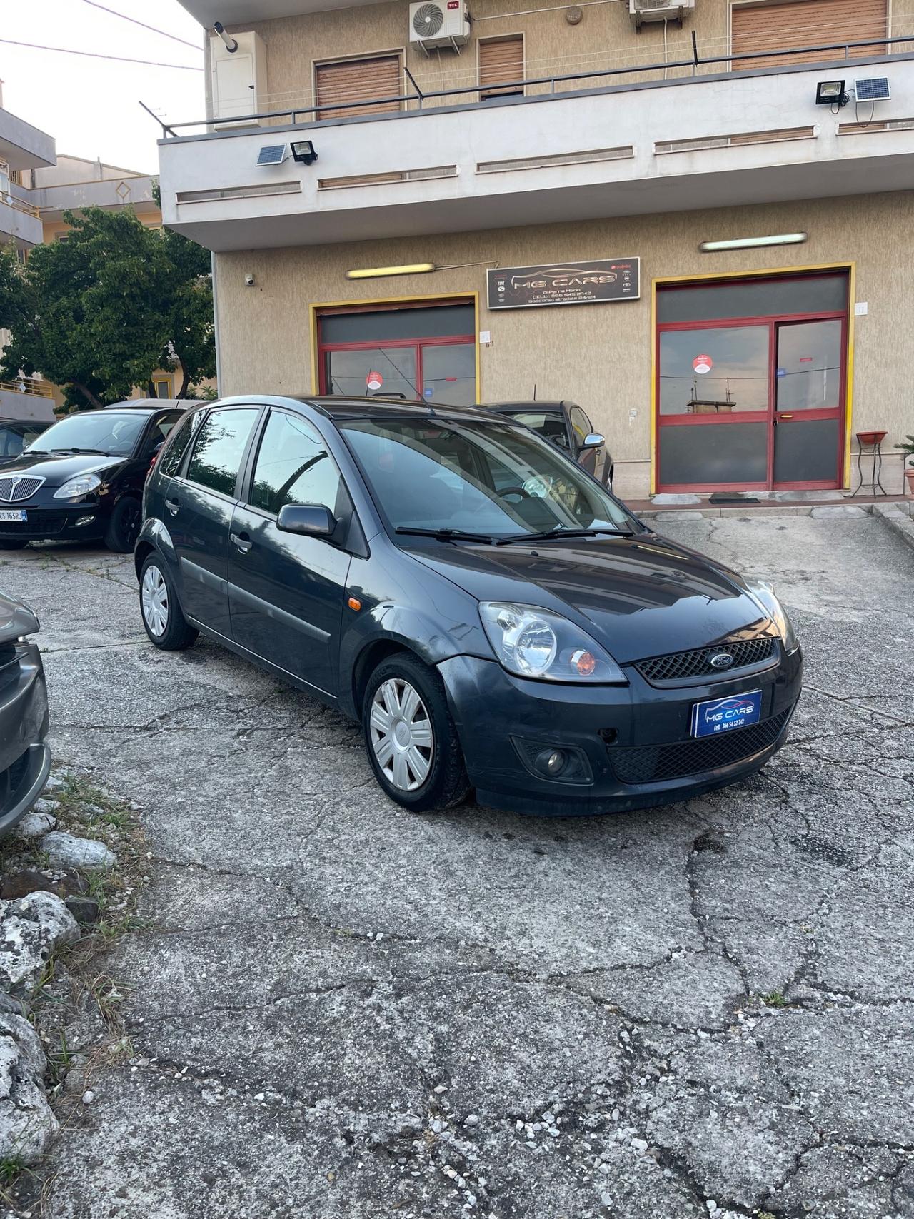 Ford Fiesta 1.4 16V 5p. Titanium