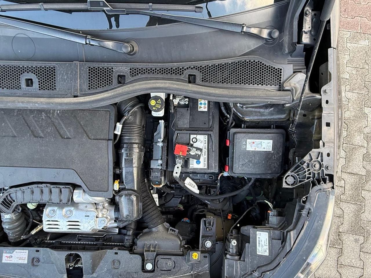 Peugeot 2008 PureTech 130 #9111