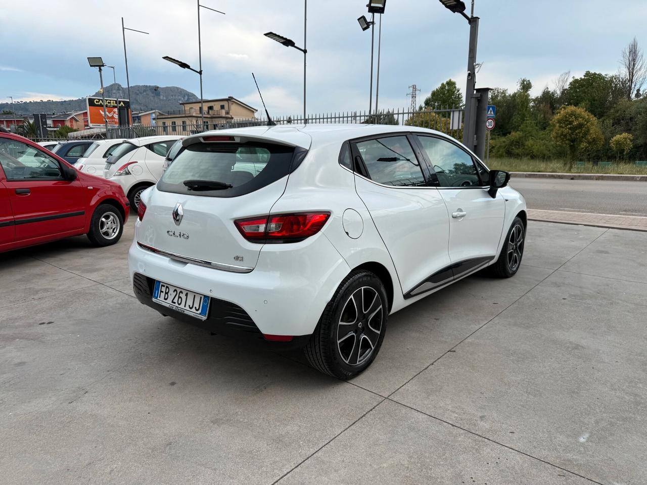 CLIO 1.5 DIESEL 75CV ANNO 2015 146.000KM-UNIPRO