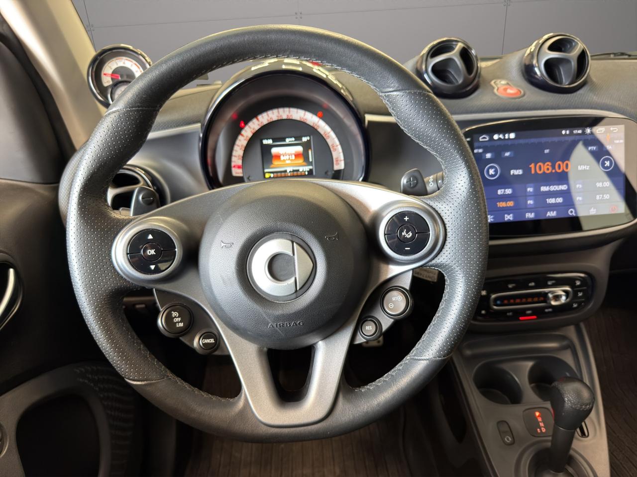 Smart fortwo coupe 0.9 Passion Turbo 90cv - Unico proprietario - Promo finanziamento - Cerchi in lega 16" - Luci Led - Tetto panoramico - Schermo touch - Sport Pack