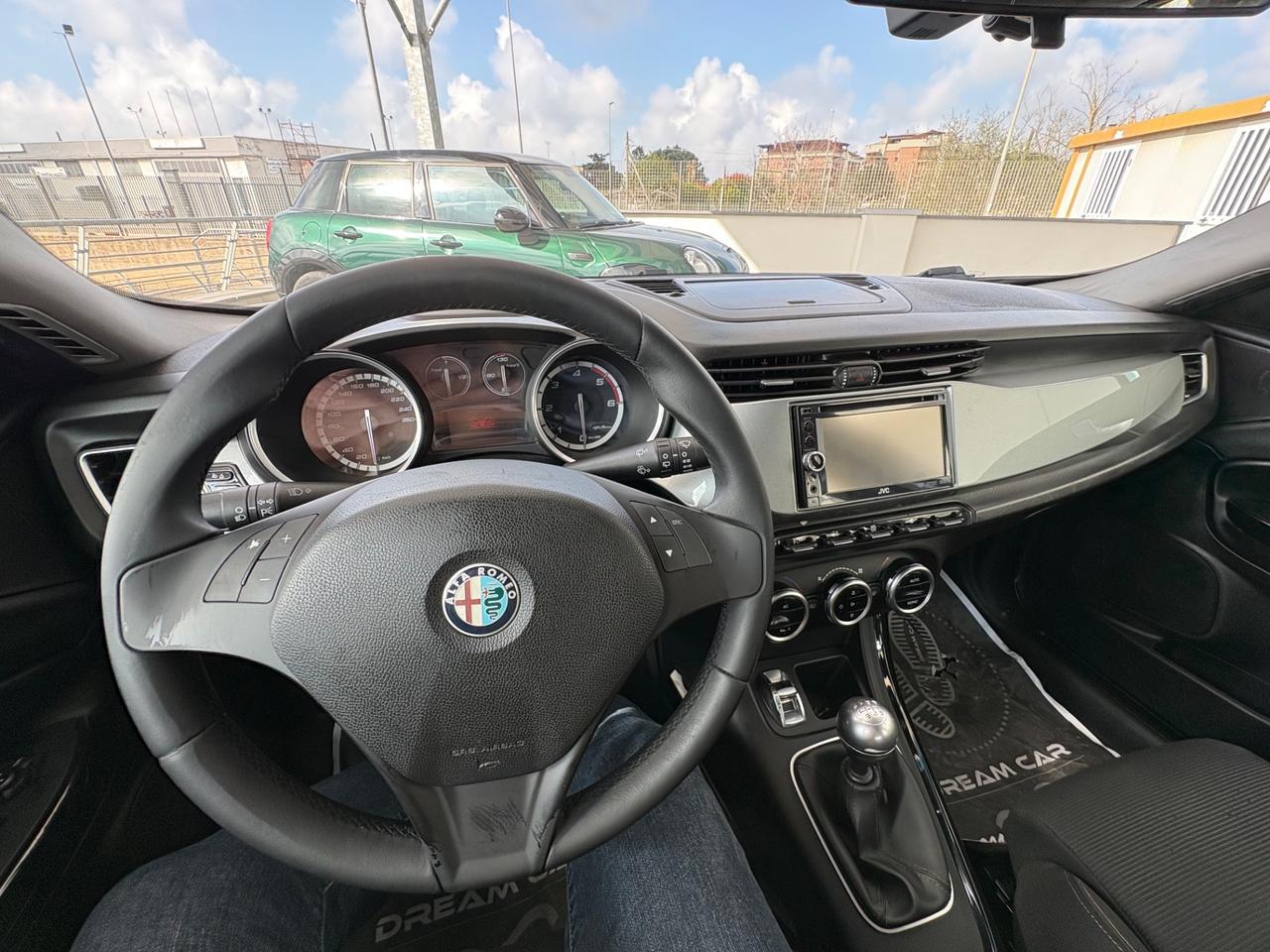 Alfa Romeo Giulietta 1.6 JTDm-2 105 CV Distinctive