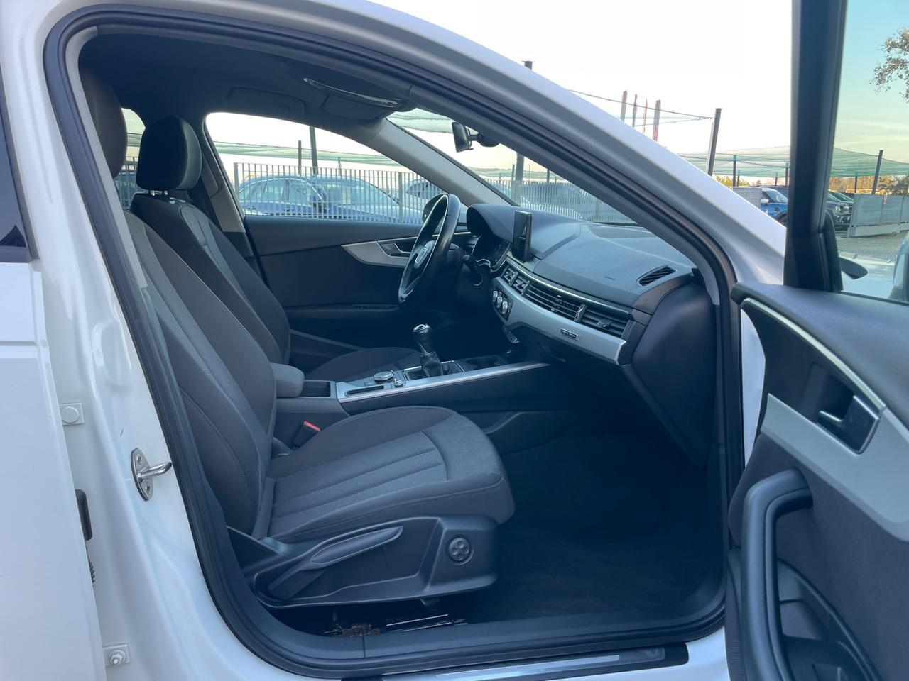 Audi A4 2.0 TDI 150 CV ultra Business