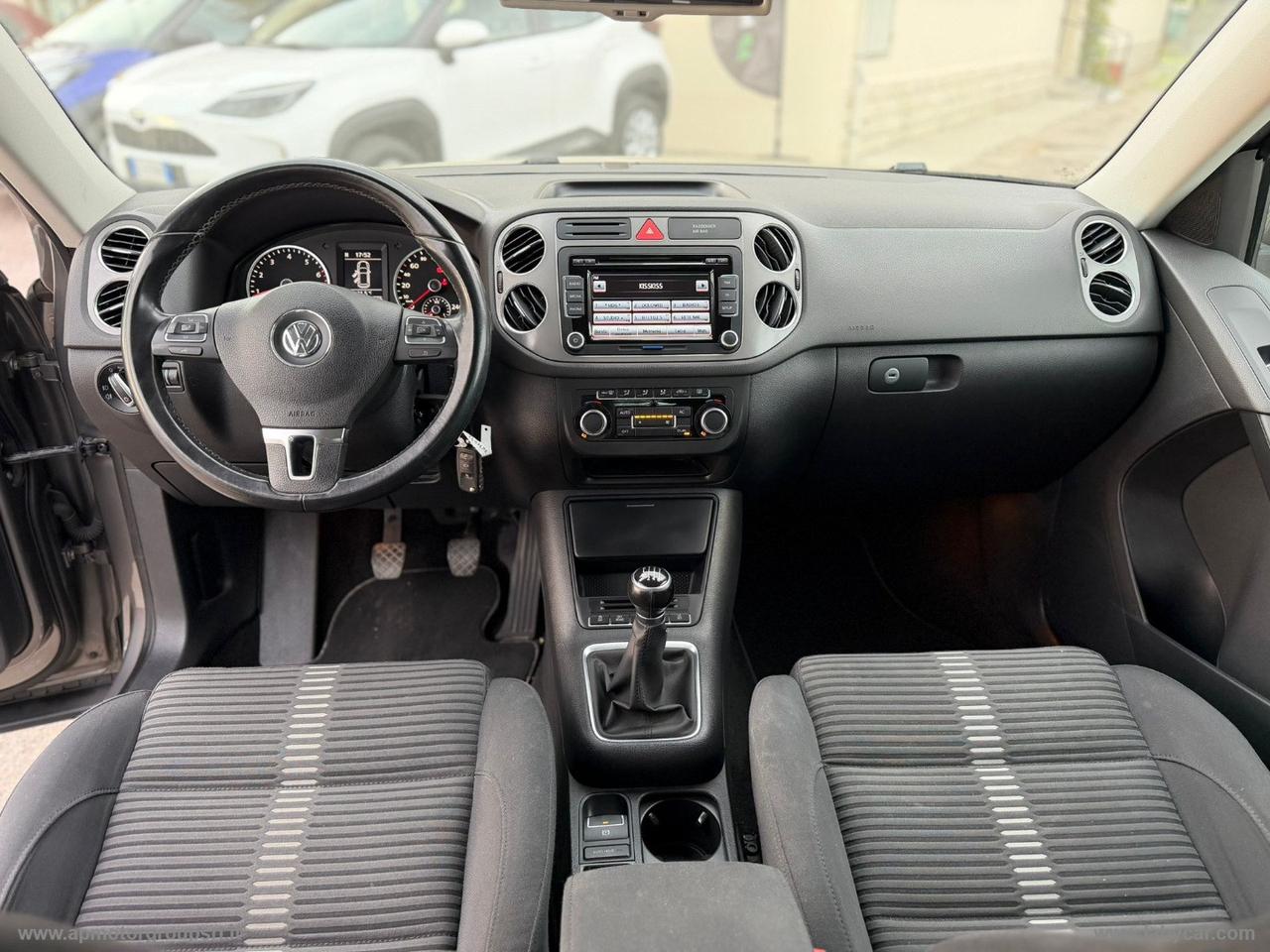 VOLKSWAGEN Tiguan 2.0 TSI 4MOTION 4X4 Sport & Style