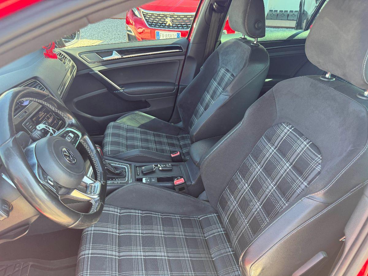 VOLKSWAGEN - Golf - GTD 2.0 TDI 5p. DSG BlueMotion Technology