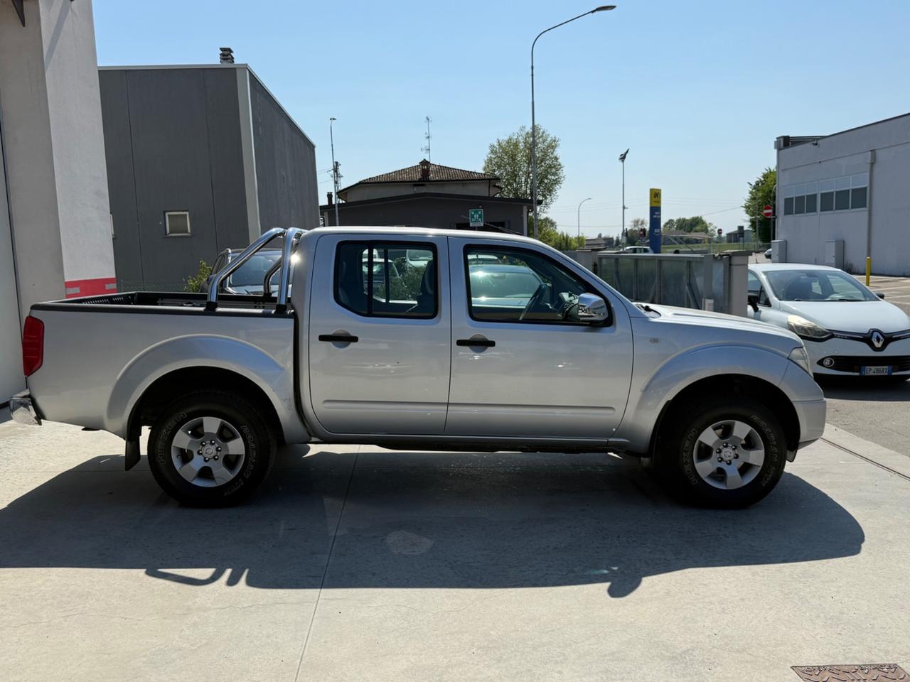 Nissan Navara 2.5 dCi 4 porte Double Cab LE