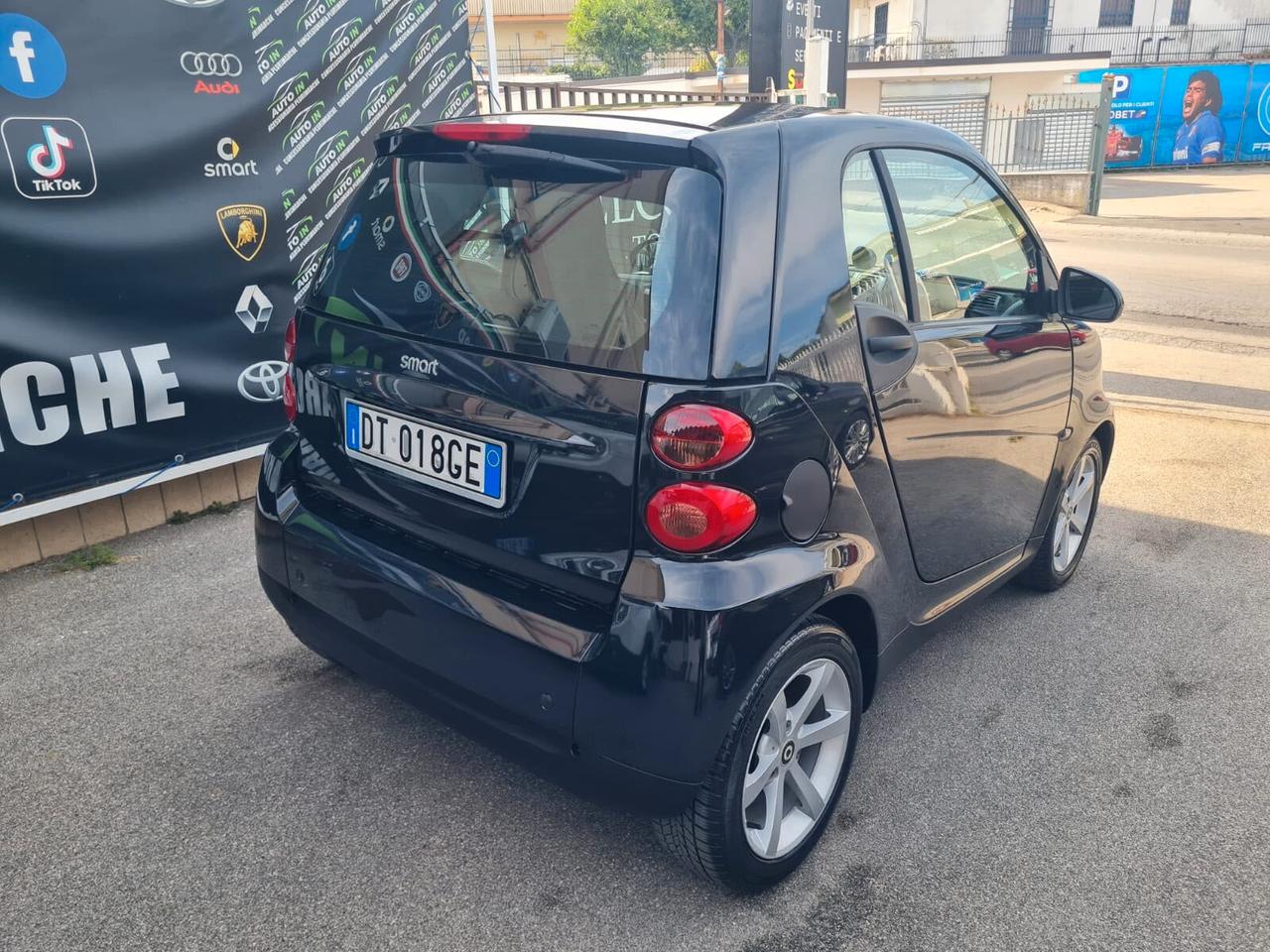 Smart ForTwo 1000 62 kW coupé passion