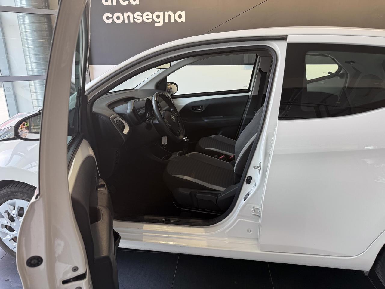 Toyota Aygo 5p 1.0 x-cool 72cv