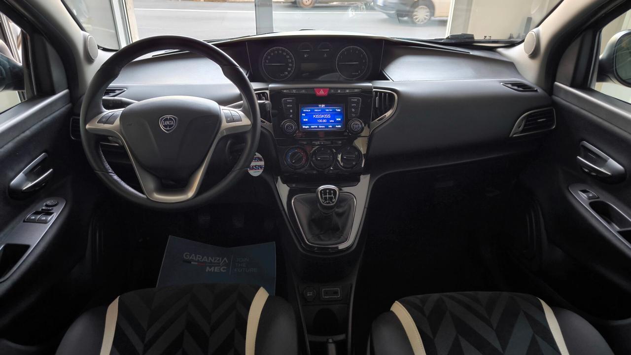 Lancia Ypsilon 1.2 69 CV 5 porte GPL Ecochic Silver