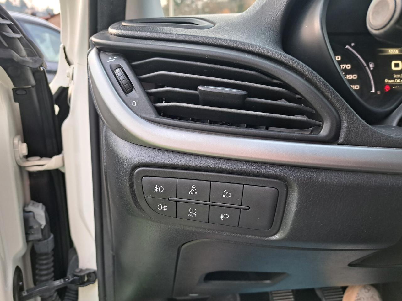 Fiat Tipo 1.6 Mjt 4 porte Lounge/120 CV